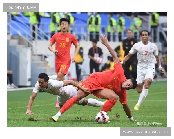 南京足球队防反战术解析:从战术布局到执行细节的深度剖析 南京足球队防反战术解析:从战术布局到执行细节的深度剖析