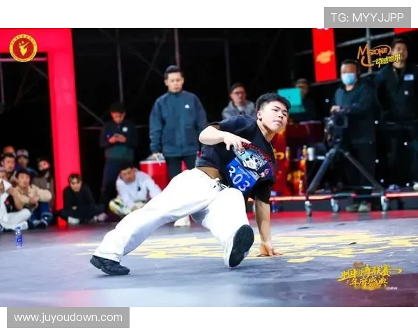 武汉街舞队在滑板精英赛中的精彩表现与状态分析