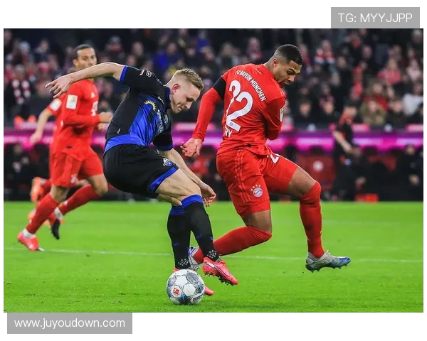 莱万回归老东家引发拜仁球迷愤怒纷纷指责其忘恩负义