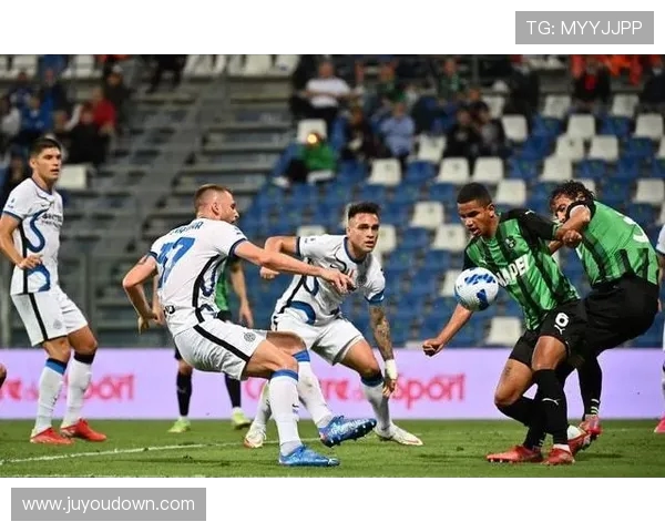 萨索罗与米兰精彩对决直播全程回顾及赛后分析