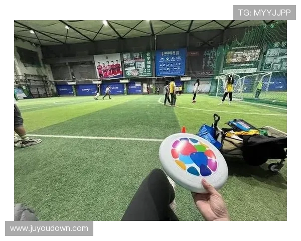 飞盘运动新风潮:深入分析北京飞盘队的战术转型与发展趋势 飞盘运动新风潮:深入分析北京飞盘队的战术转型与发展趋势